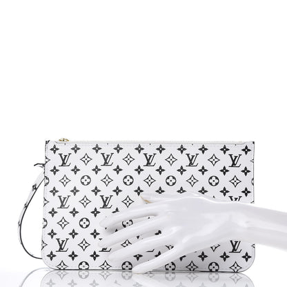 Louis Vuitton Monogram Giant Neverfull MM GM Pochette White 2 of 7