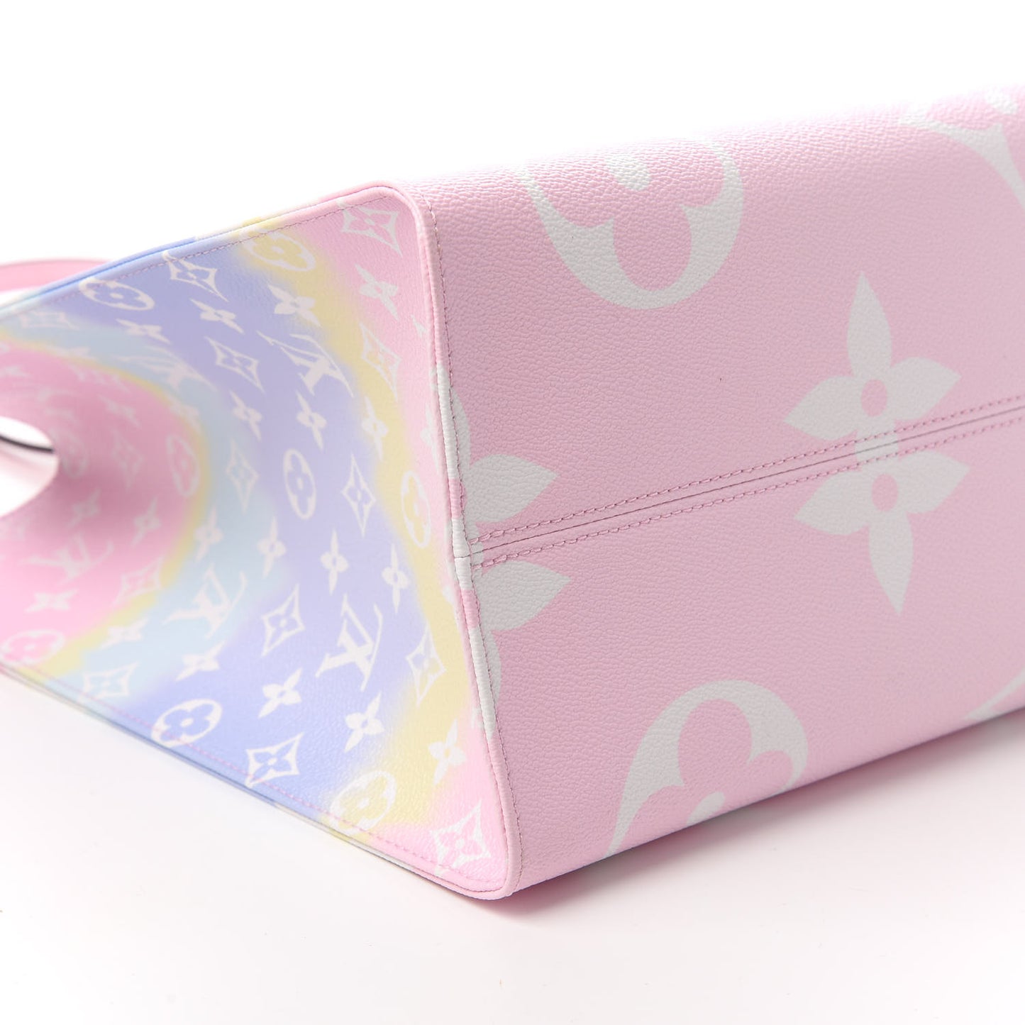 Monogram Escale Onthego GM Pastel