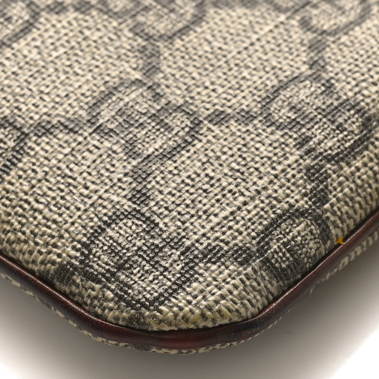 GG Supreme Monogram Key Case Brown
