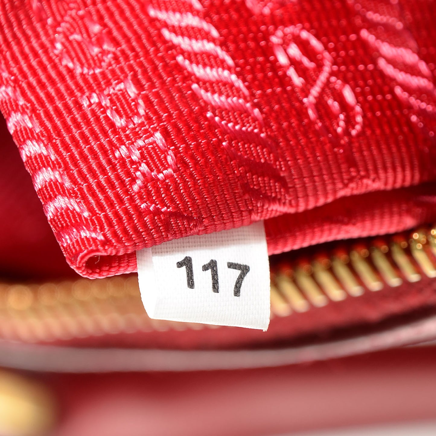 Saffiano Lux Small Promenade Tote Fuoco