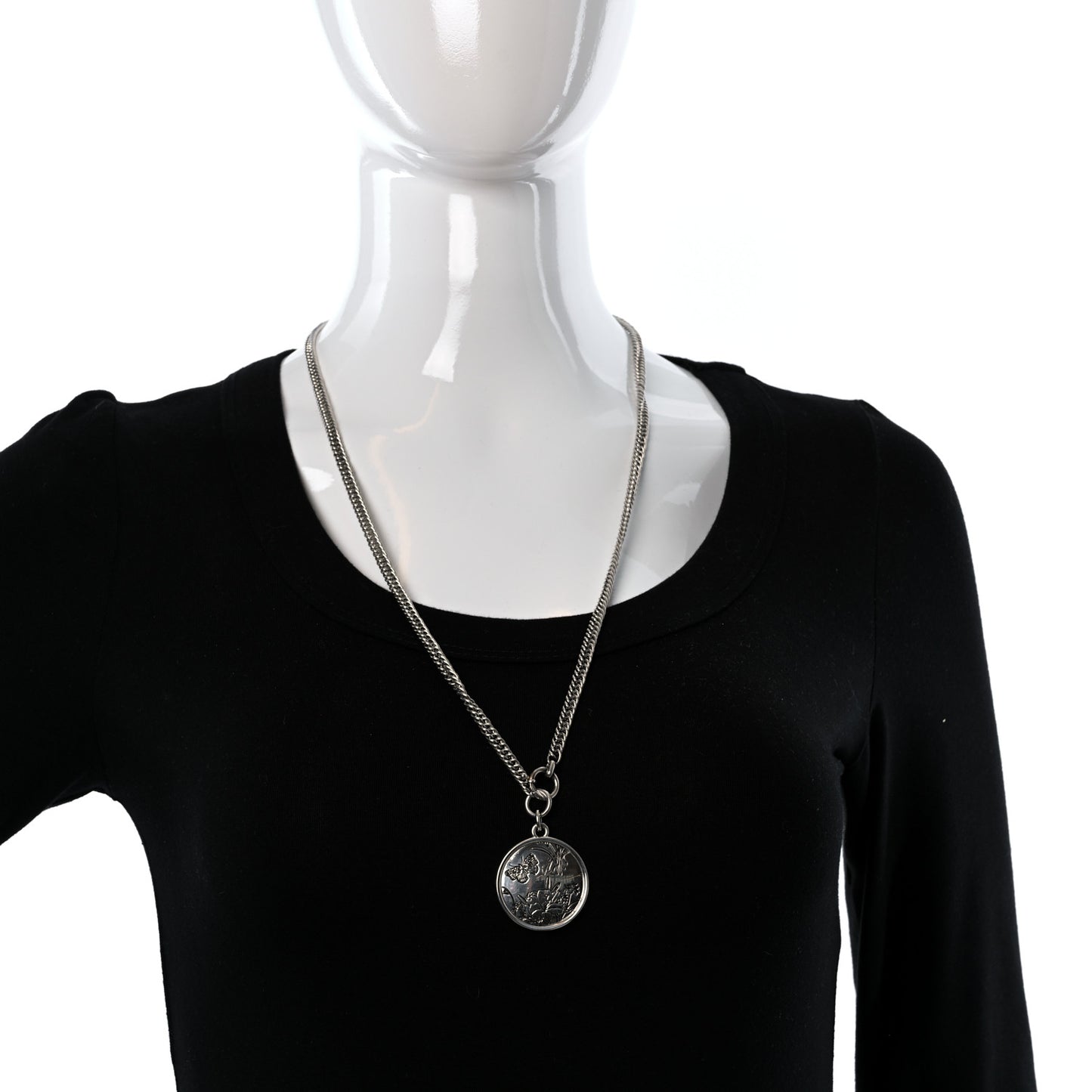 Sterling Silver Flora Round Pendant Necklace