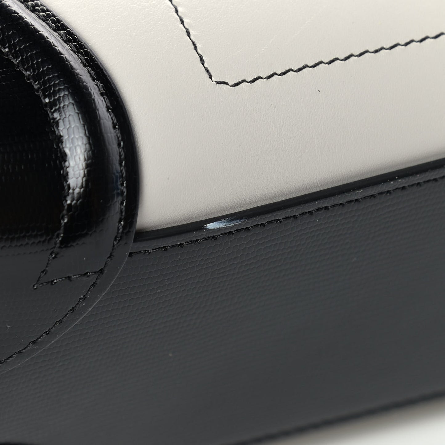 Smooth Calfskin Lizard Embossed Nano Luggage White Black