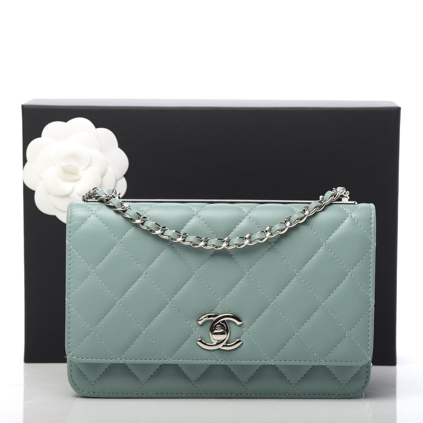 Lambskin Quilted Trendy CC Wallet On Chain WOC Light Blue