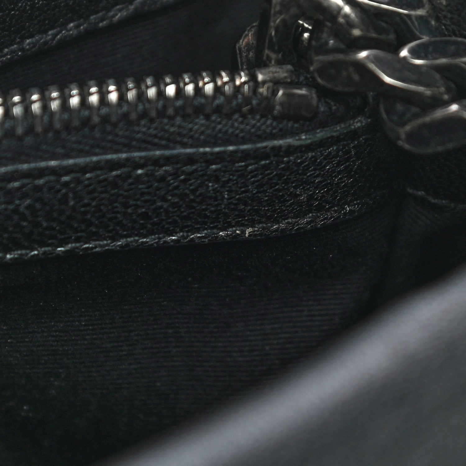 Saint Laurent Sheepskin Matelasse Chevron Monogram Medium College Bag Black 19 of 20