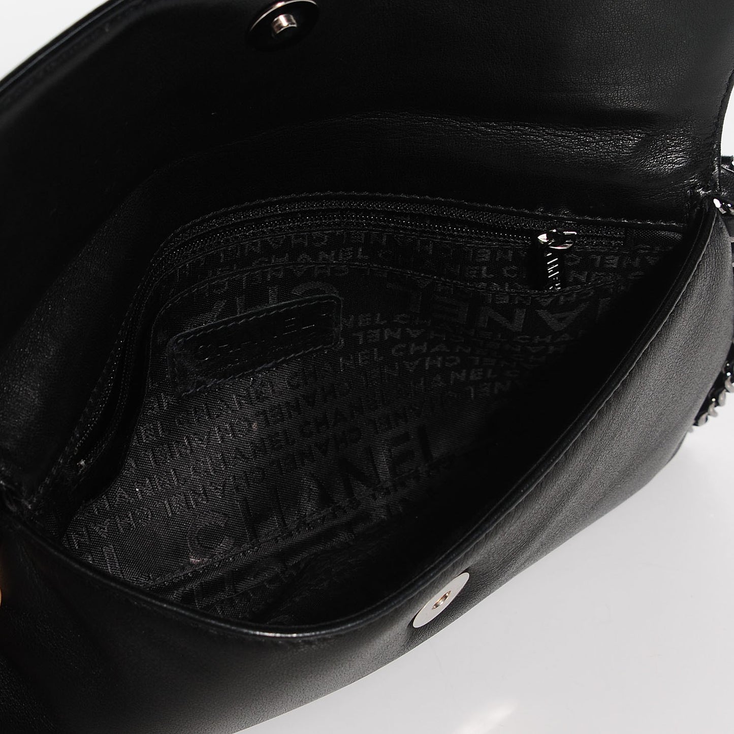 Lambskin Chain Flap Black