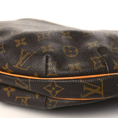 Louis Vuitton Monogram Croissant MM 8 of 10