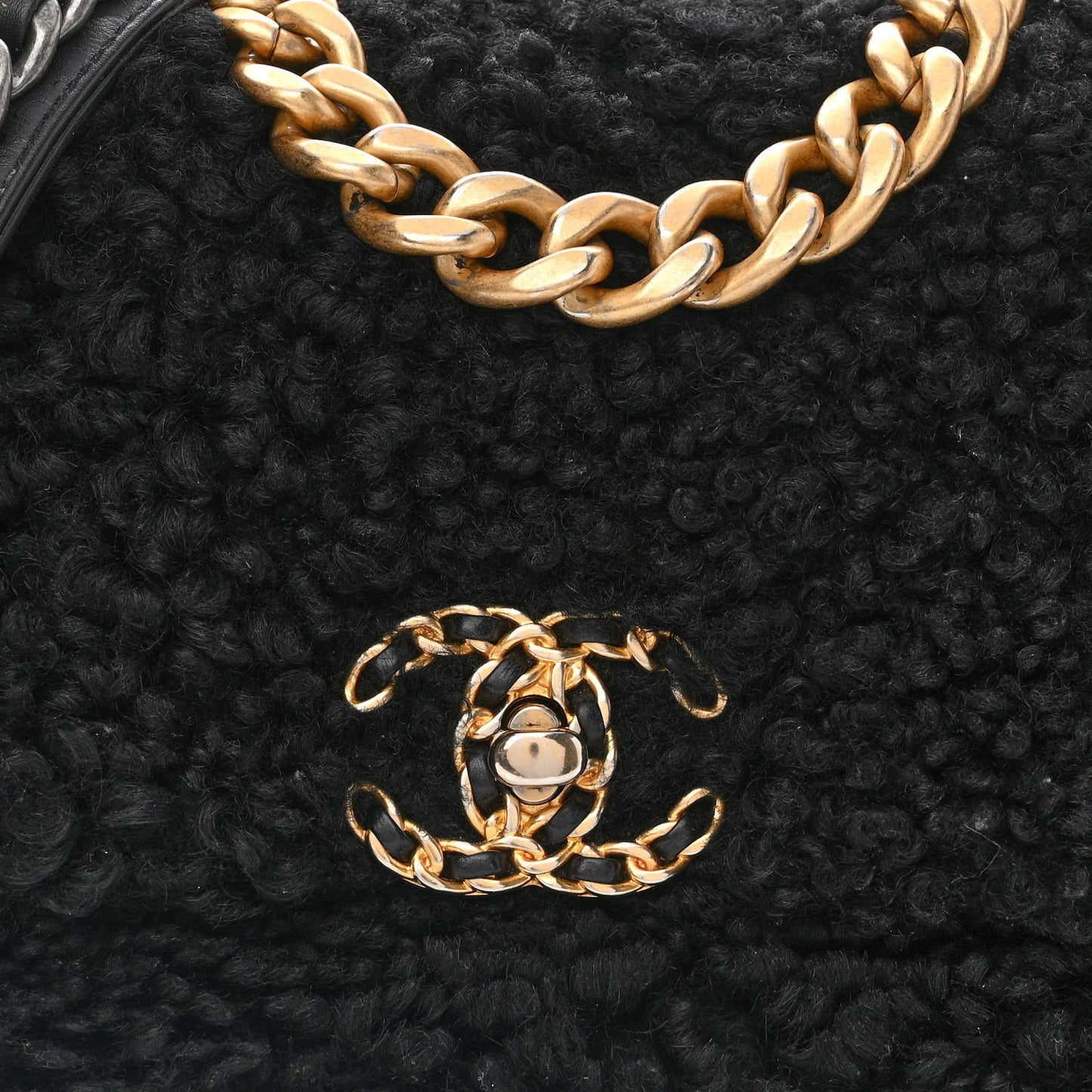 Shearling Sheepskin Medium Chanel 19 Flap Black