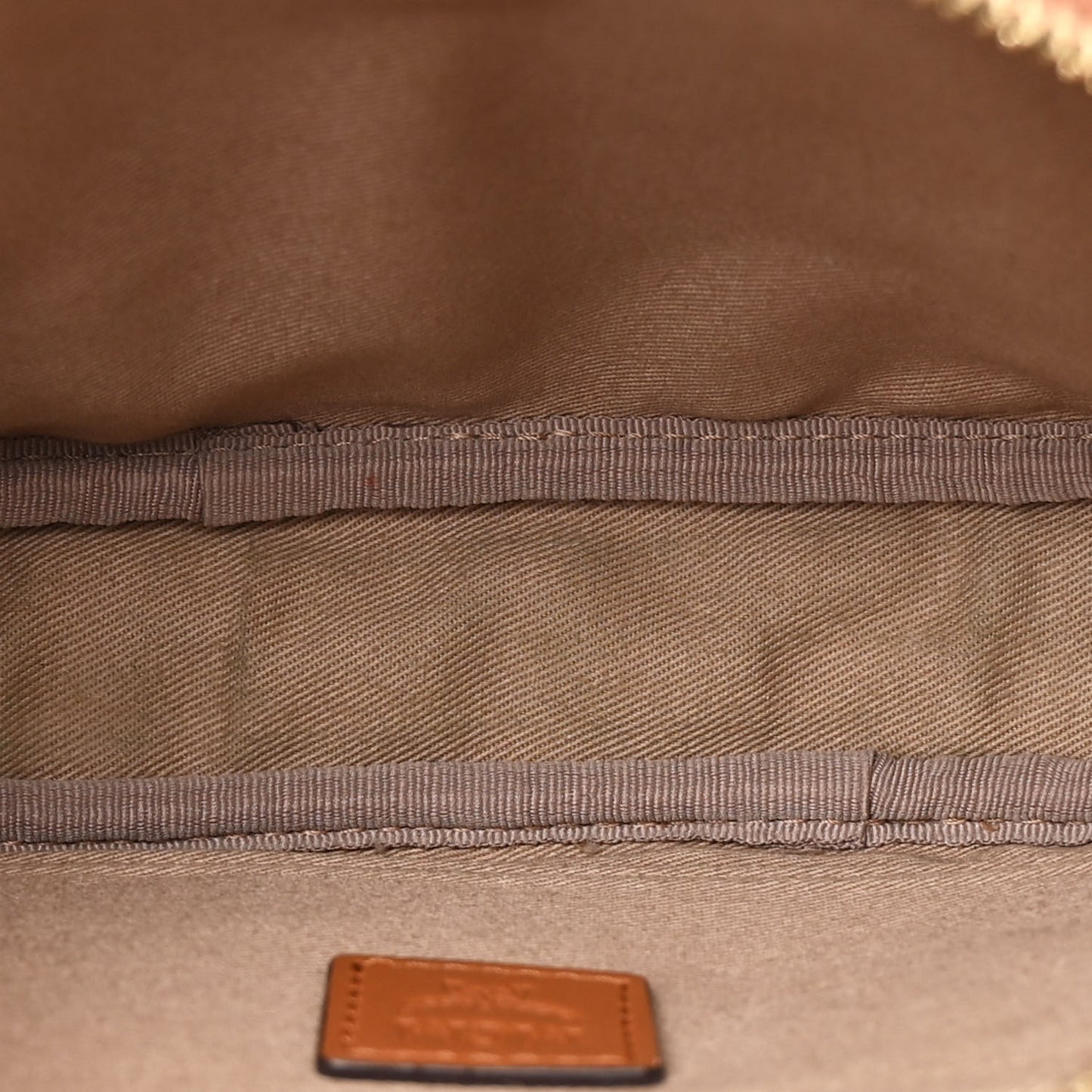 Visetos Small Aren Multifunction Crossbody Pouch Cognac