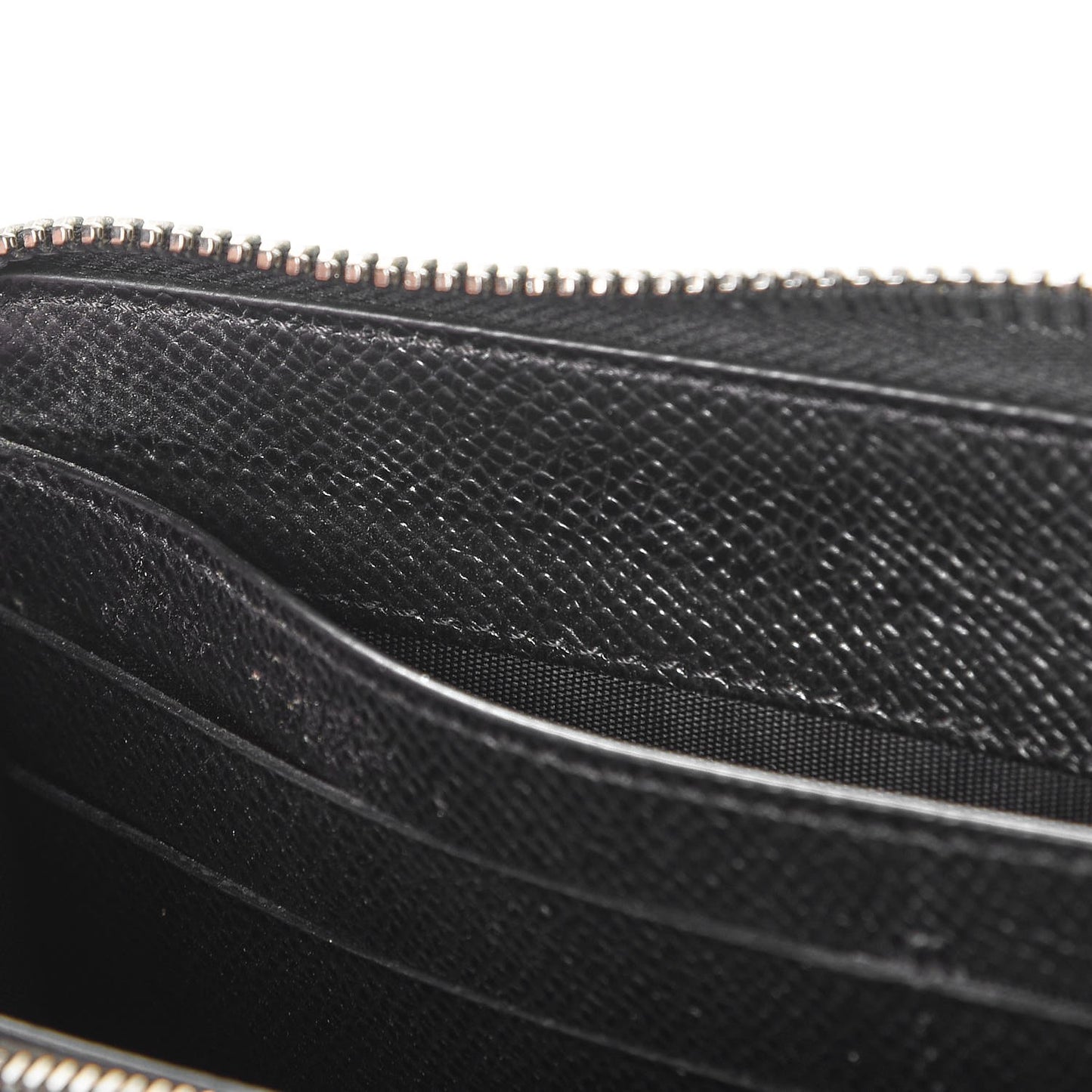 Textured Coated Canvas 17 Print Travel Zipped Wallet Black