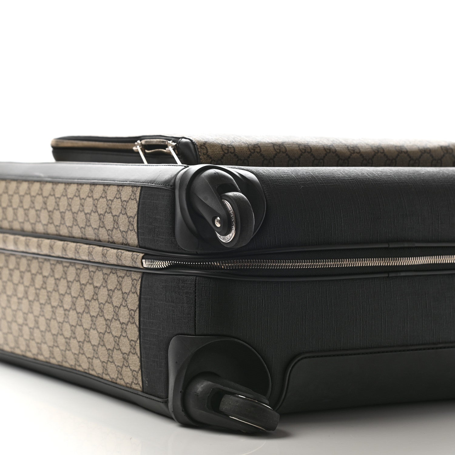 Gucci GG Supreme Monogram Four Wheel Suitcase Black 8 of 11