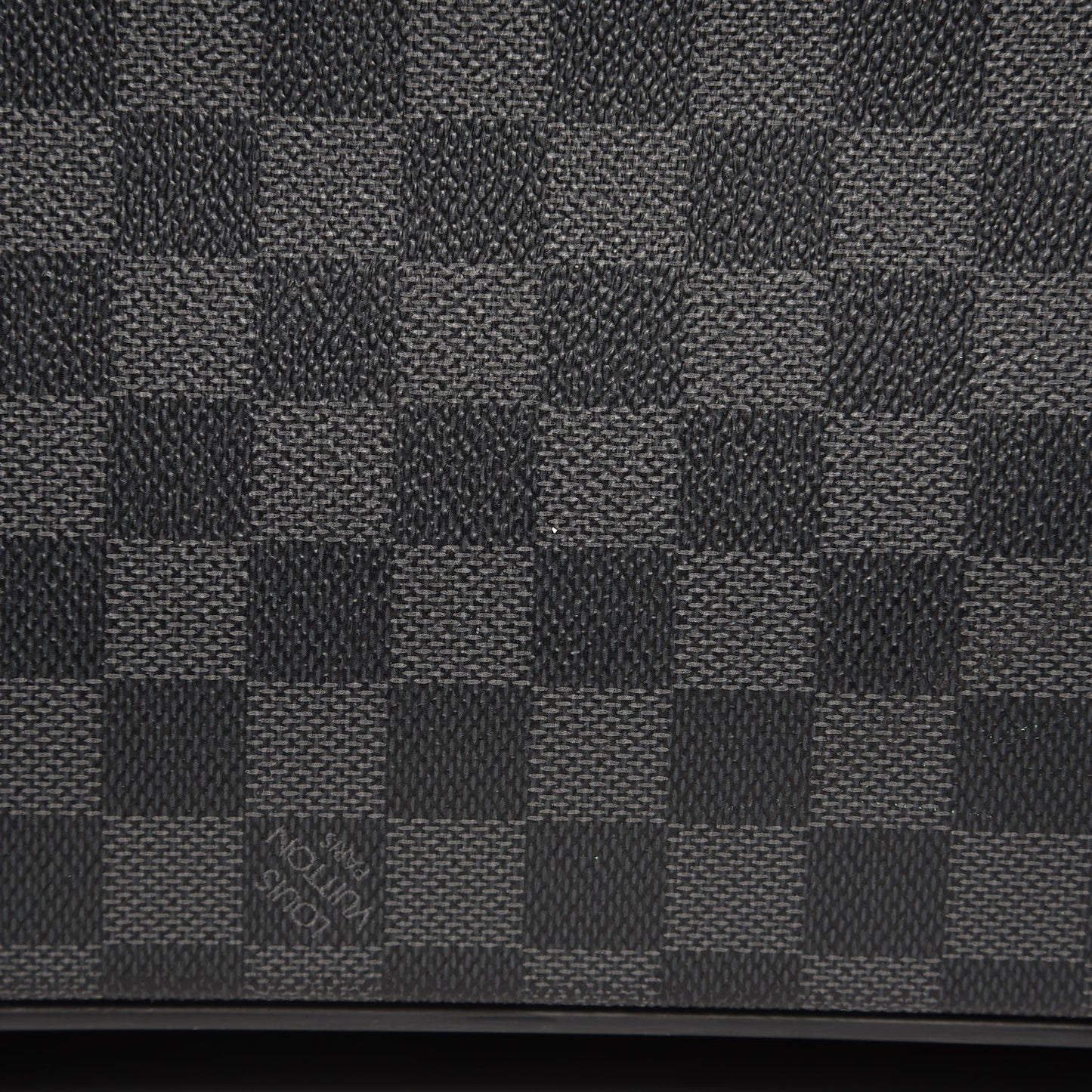 Damier Graphite Pegase 65