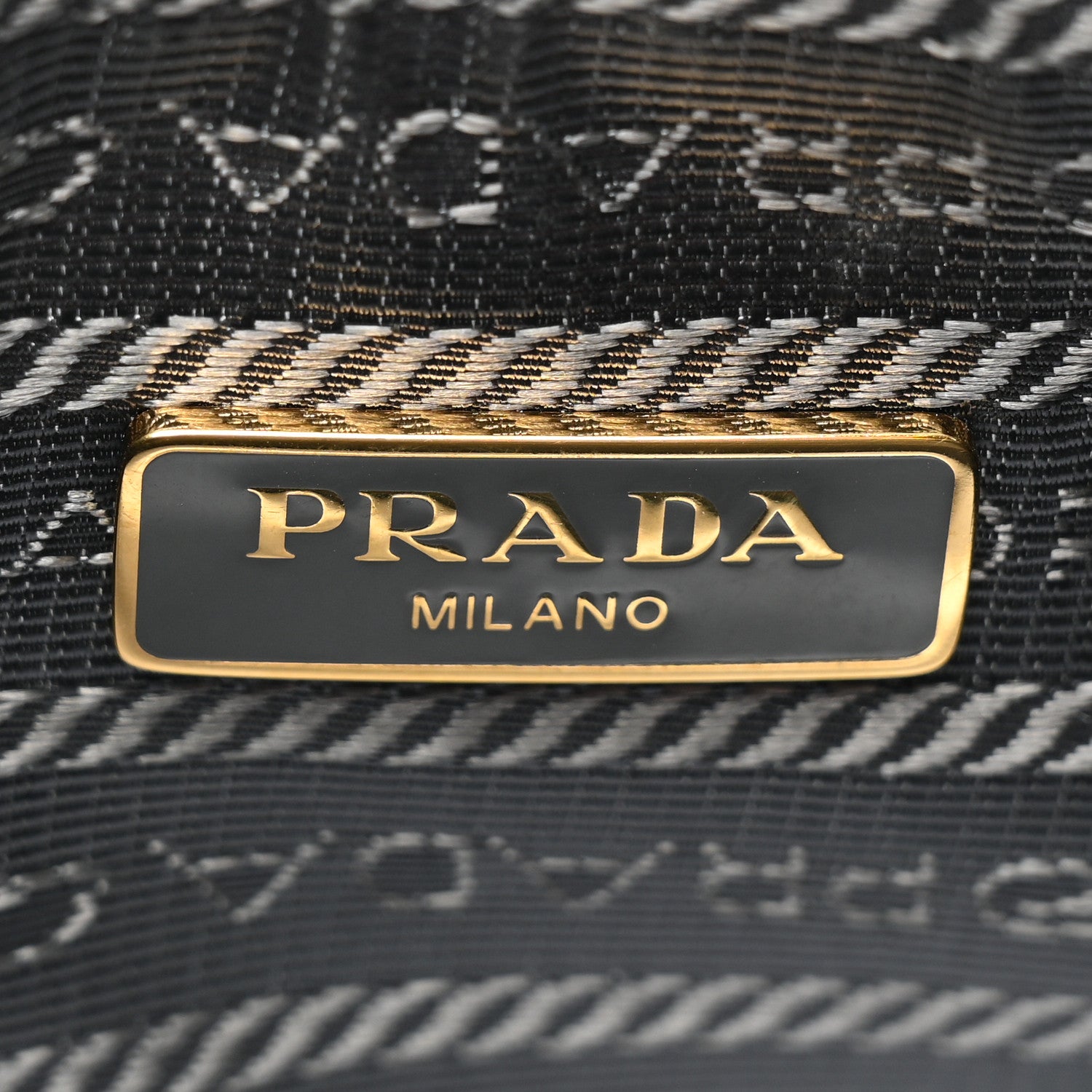 Prada Saffiano Re-Edition 2005 Shoulder Bag Ardesia 6 of 13
