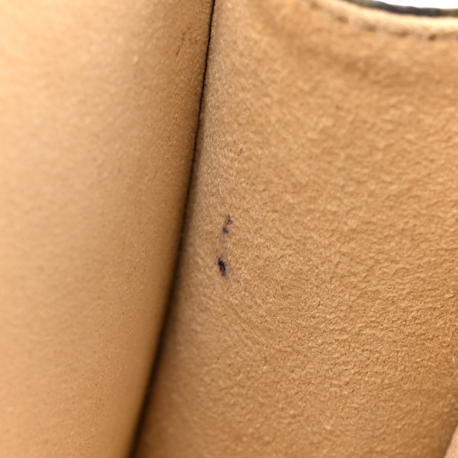 Louis Vuitton Monogram Pochette Florentine S 11 of 16