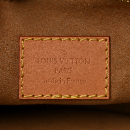 Louis Vuitton Monogram Loop 6 of 10