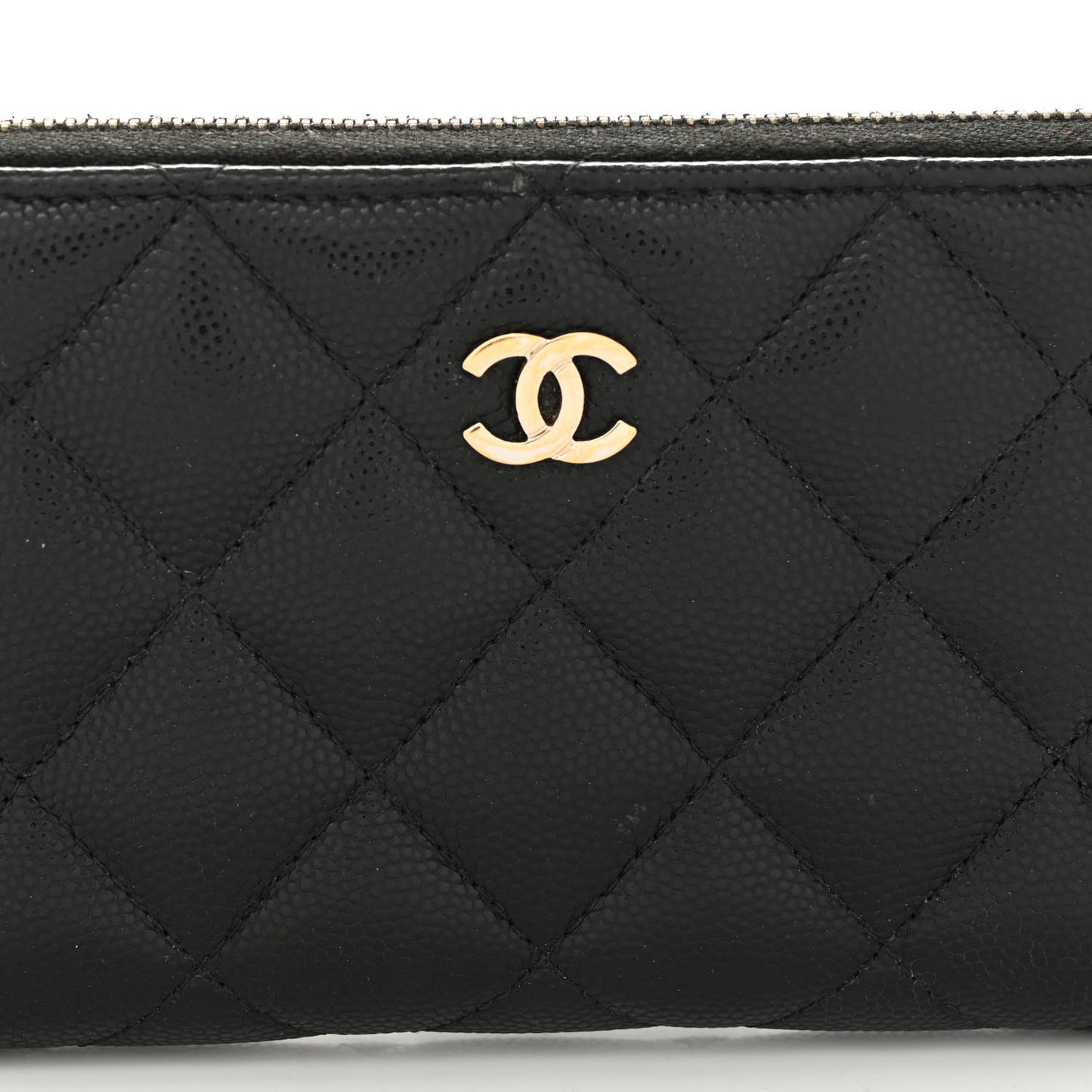 Caviar Quilted Medium Zip Around Wallet Black