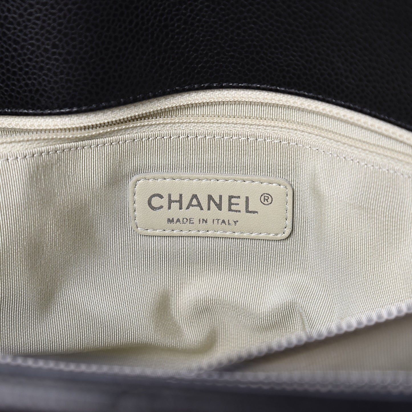 Caviar Quilted CC Timeless Soft Tote Black