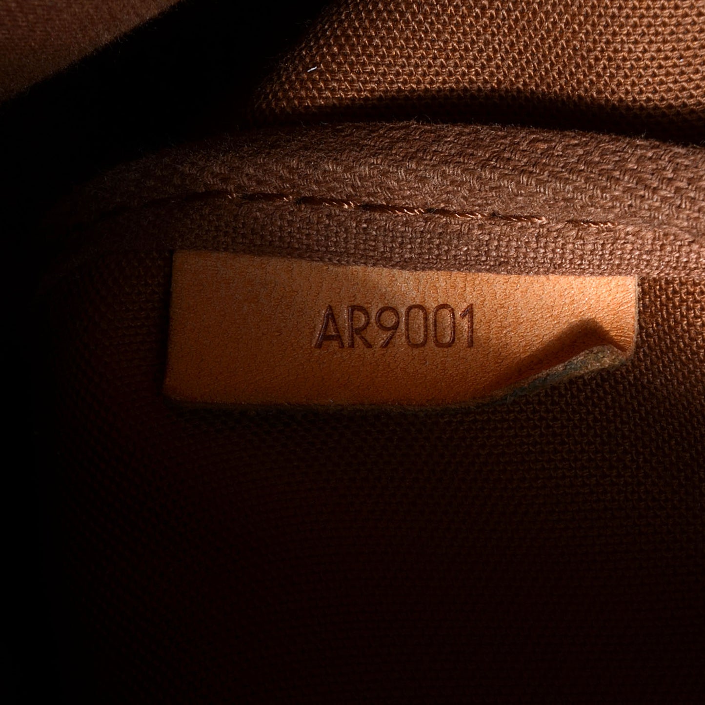 Monogram Saumur 43