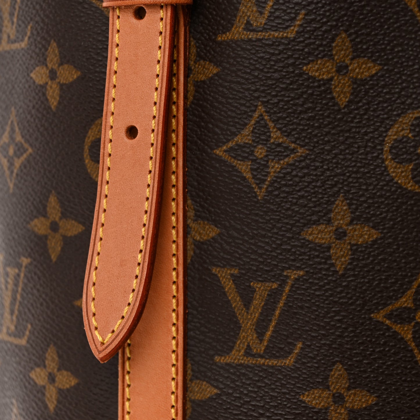 Monogram Bucket 27