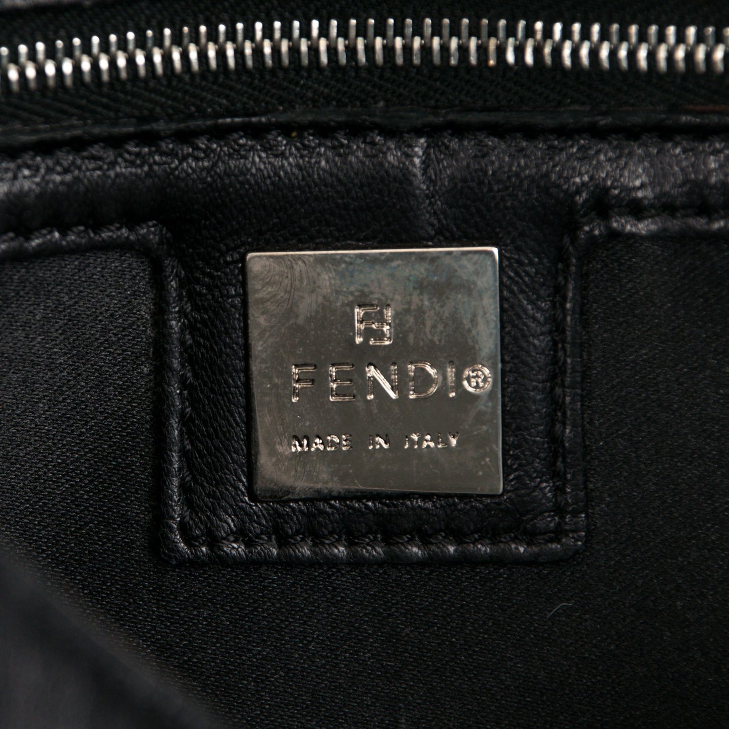 Calfskin Forever Mama Baguette Black