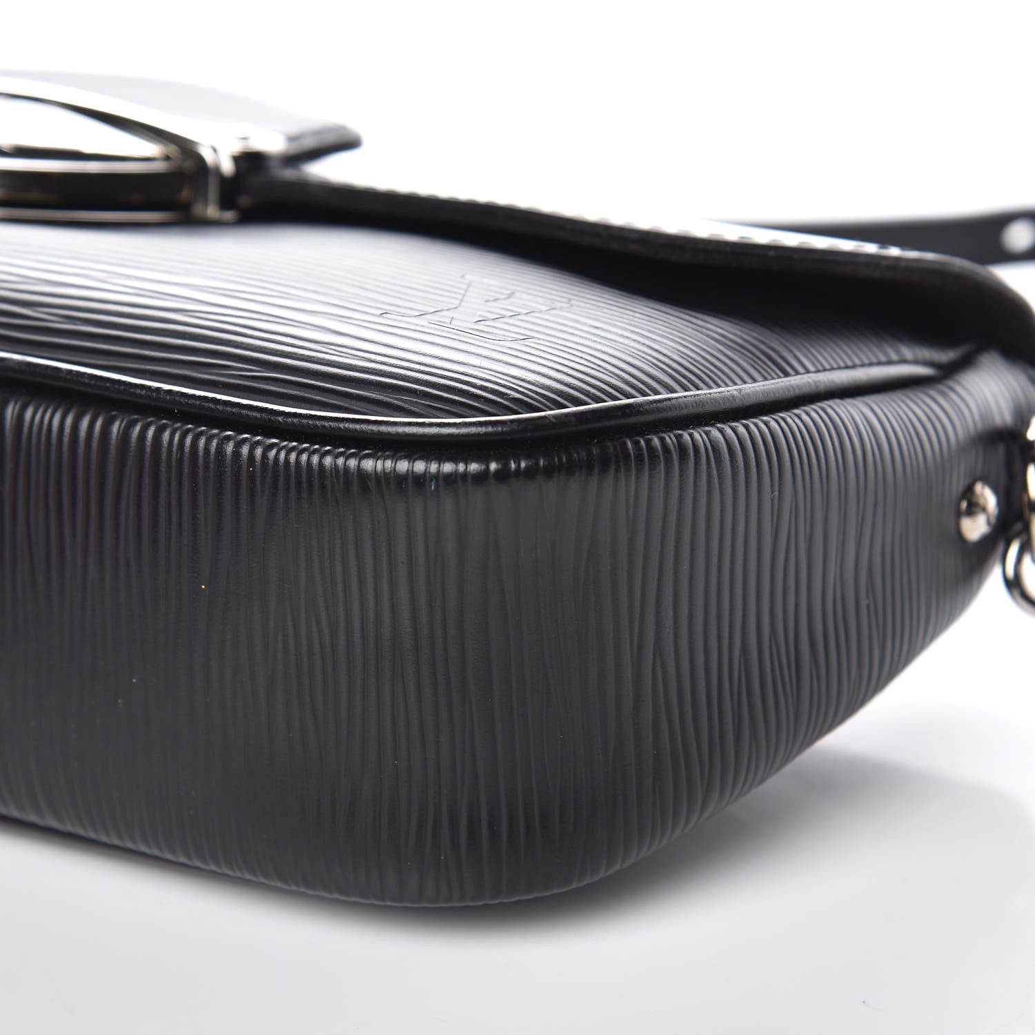 Louis Vuitton Epi Montaigne Pochette Black 8 of 10