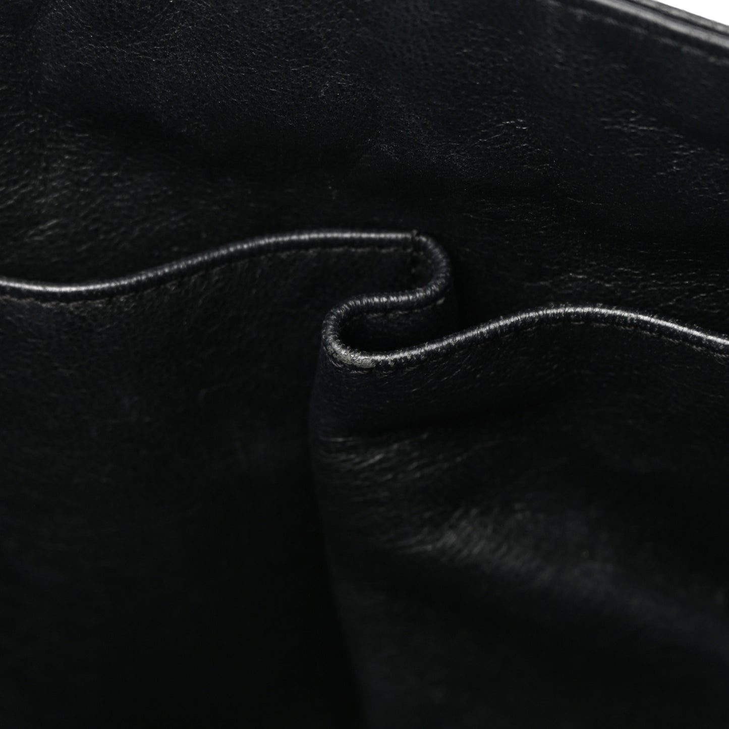 Caviar Timeless CC Accordion Flap Black