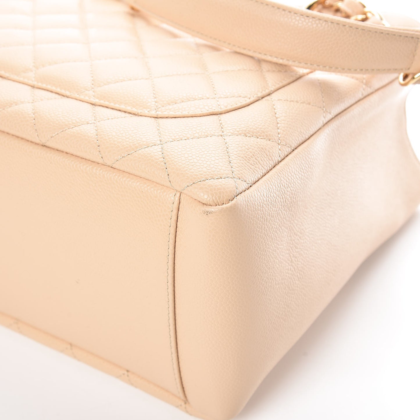 Caviar Quilted Grand Shopping Tote GST Beige Clair