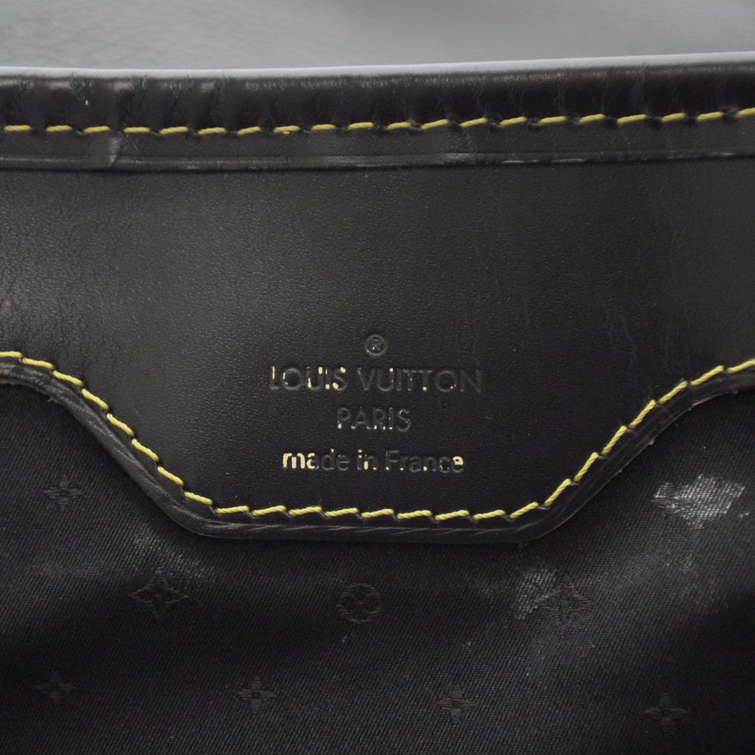 Louis Vuitton Suhali L Essentiel Black 7 of 7