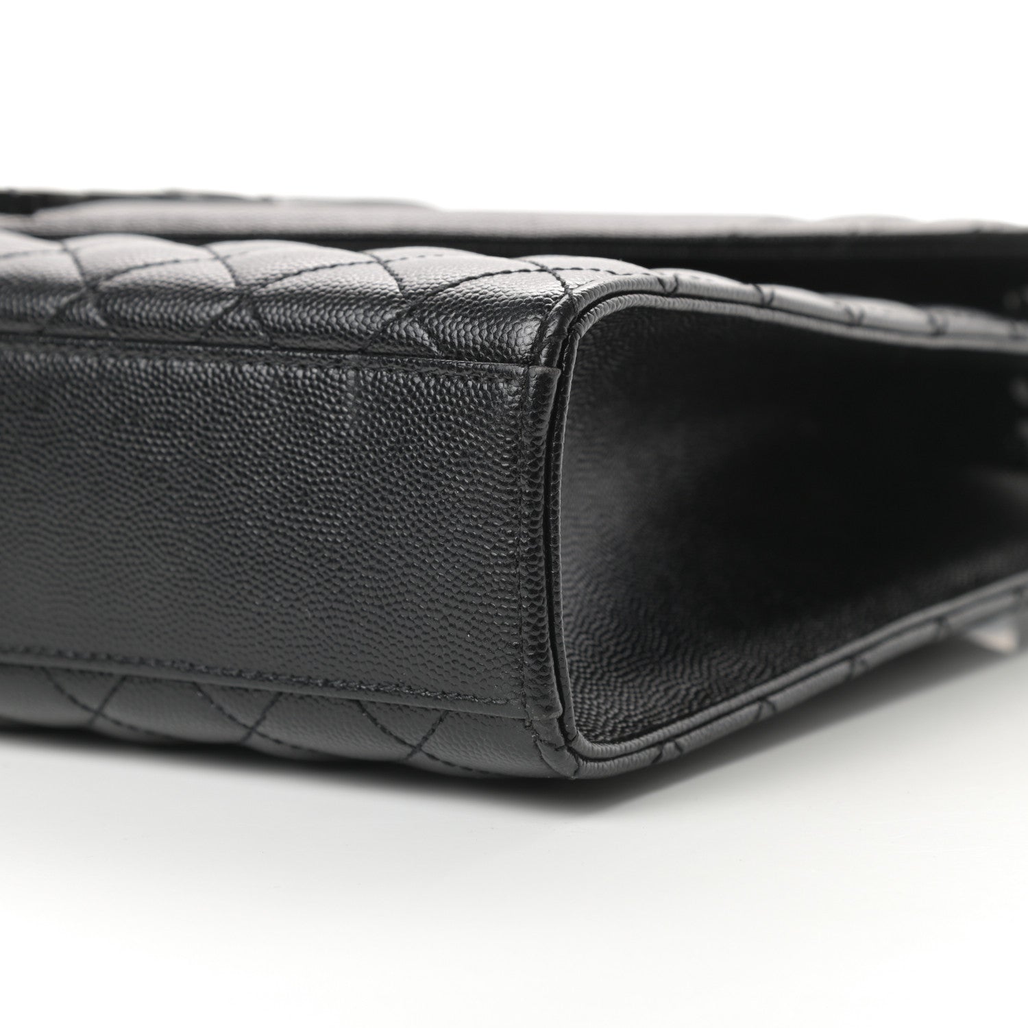 Saint Laurent Grain De Poudre Textured Mixed Matelasse Large Triquilt Monogram Monochrome Satchel Black 10 of 13