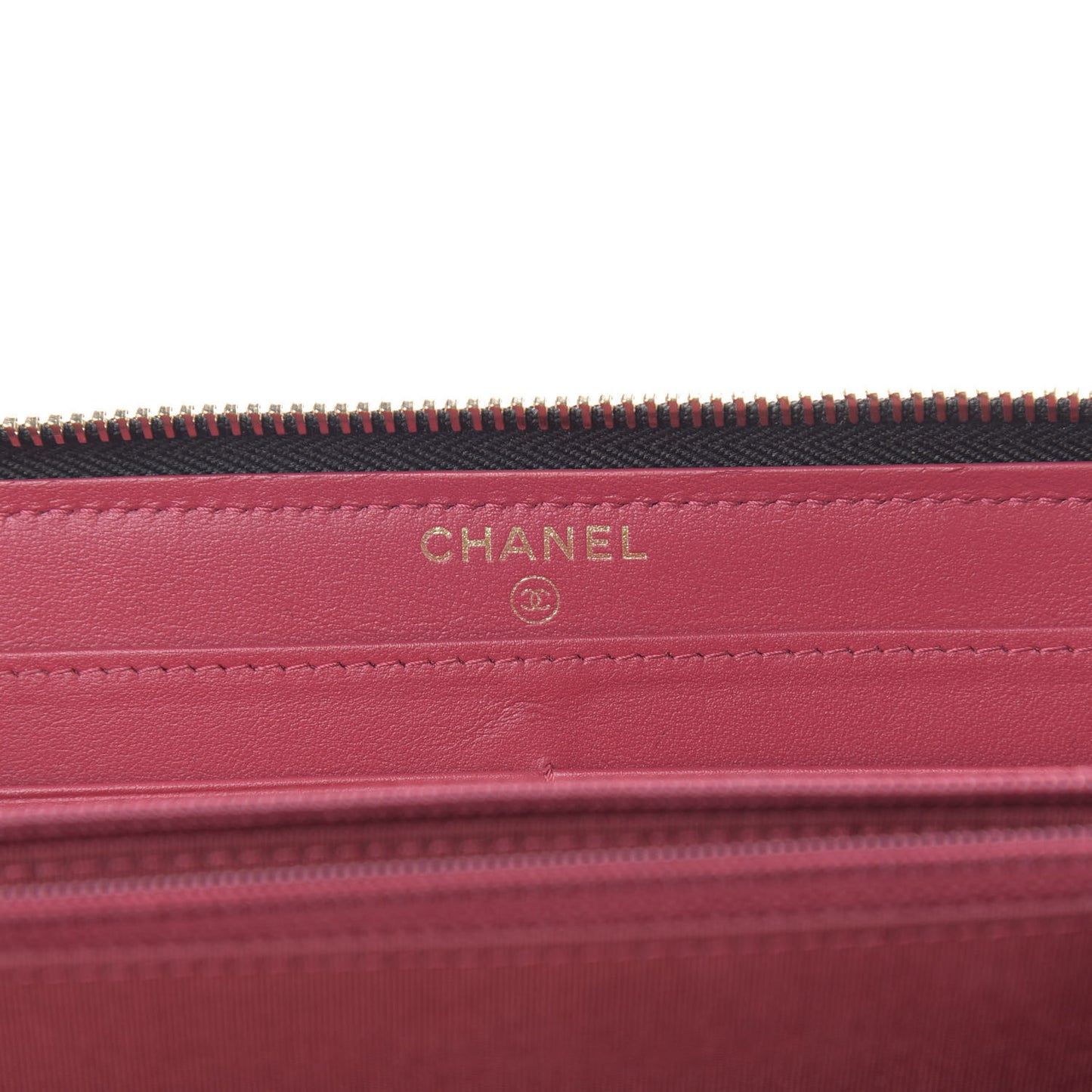 Lambskin Quilted 19 Zipped Wallet Black