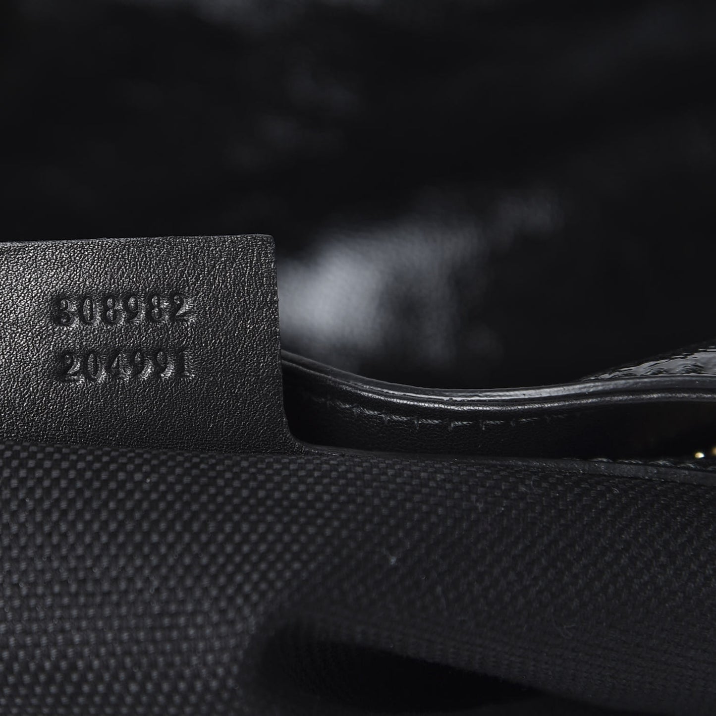 Patent Medium Soho Chain Shoulder Bag Black