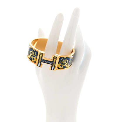 Hermes Enamel Printed Wide Musee Clic Clac H Bracelet PM Ecume 2 of 4