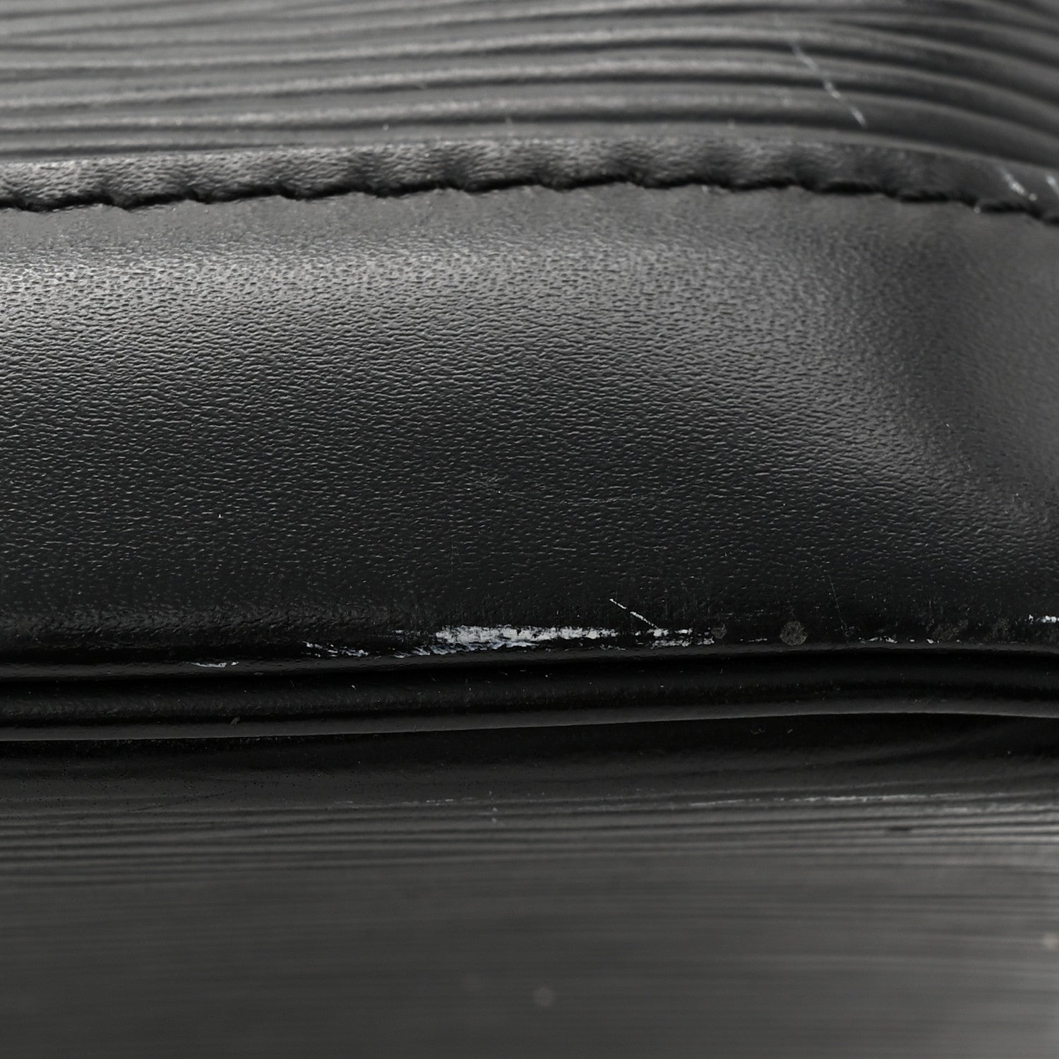 Louis Vuitton Epi Alma PM Black 12 of 12