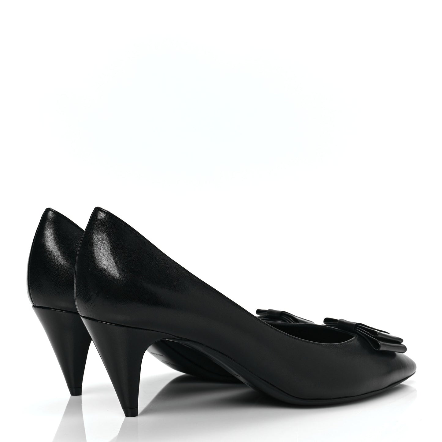 Calfskin Bow Anais Pumps 39 Black Navy