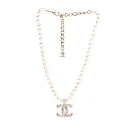 Chanel Pearl Crystal Baguette CC Short Necklace Gold 3 of 5