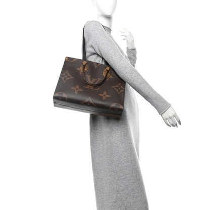 Louis Vuitton Reverse Monogram Giant Onthego MM 2 of 9