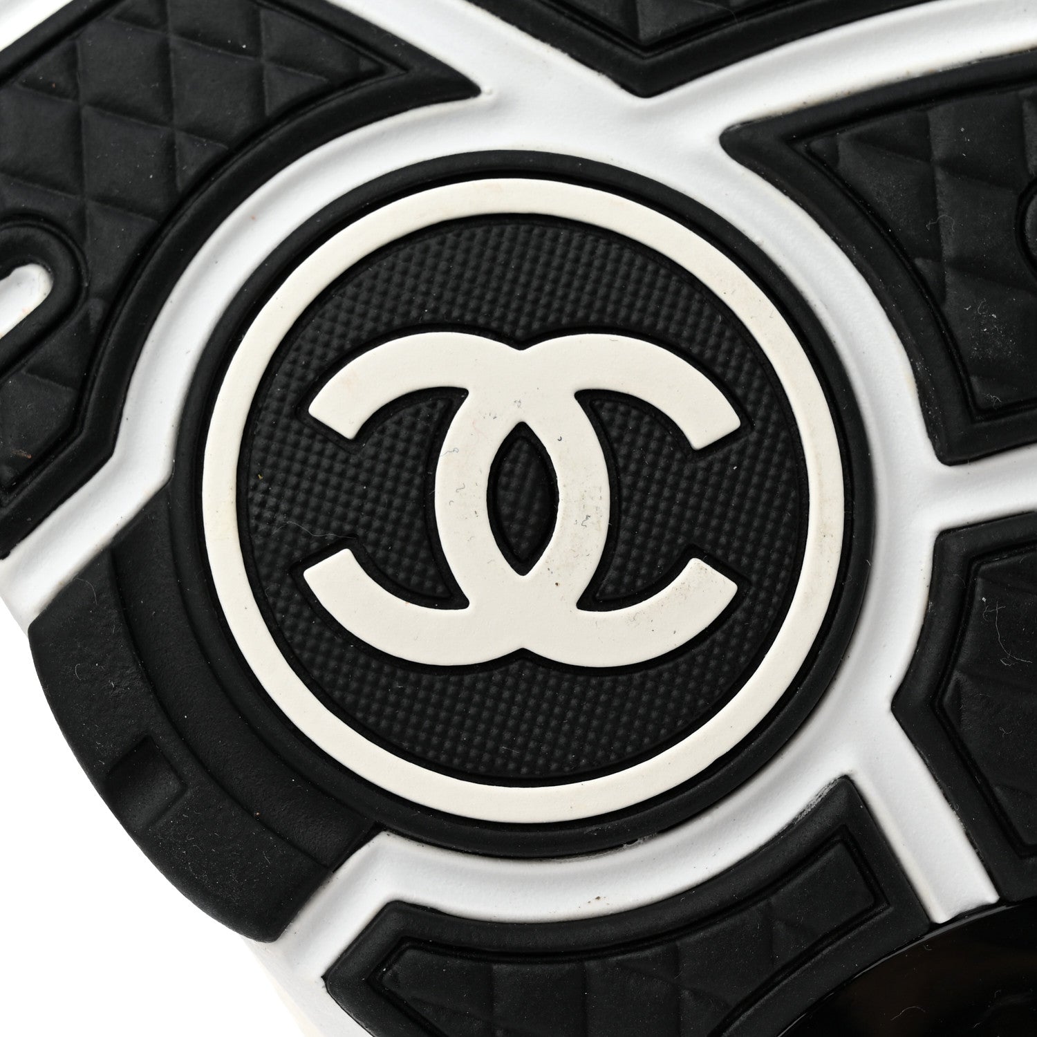 Chanel Mesh Suede Calfskin Grained Calfskin Womens CC Sneakers 39.5 White Black 8 of 9