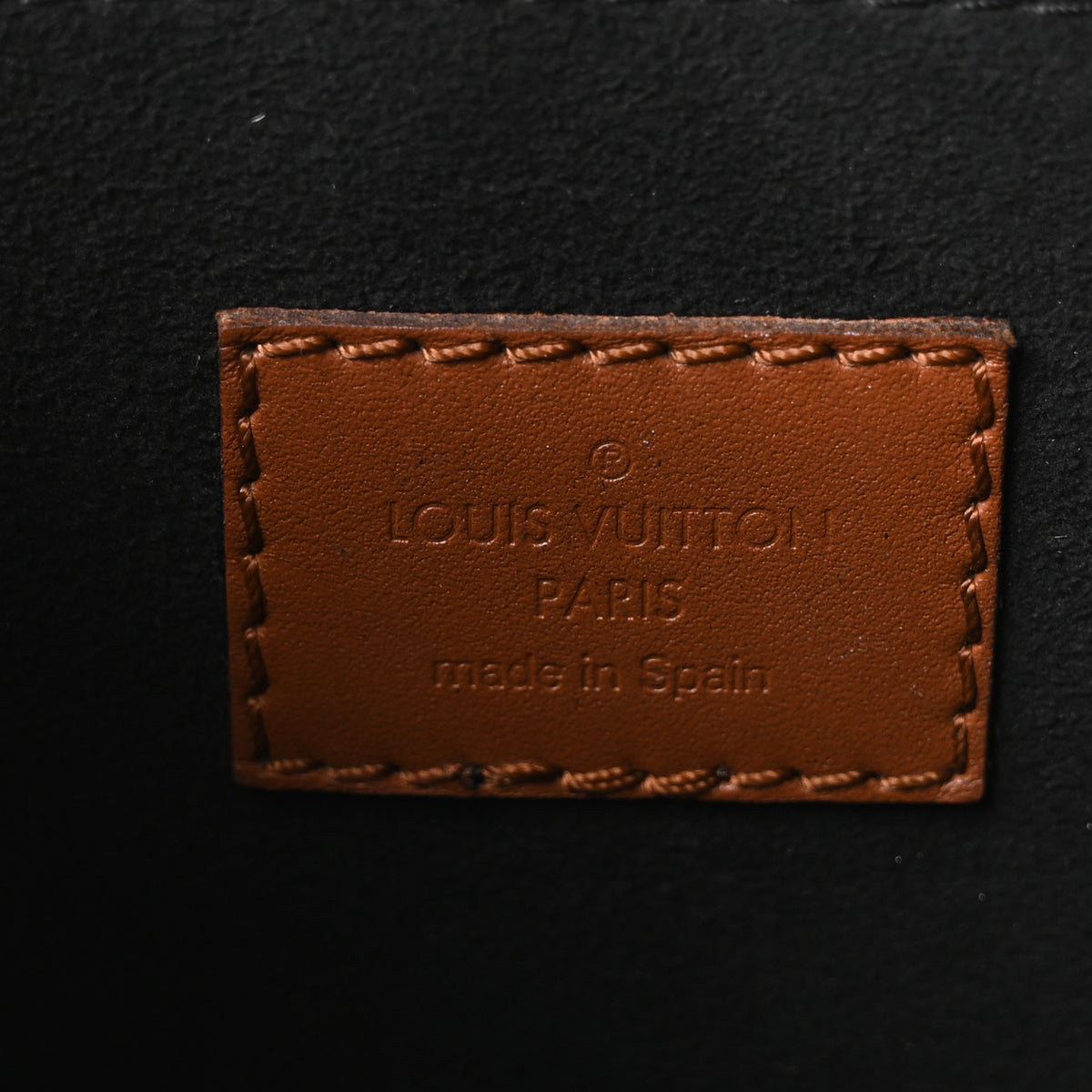 Reverse Monogram Dauphine MM