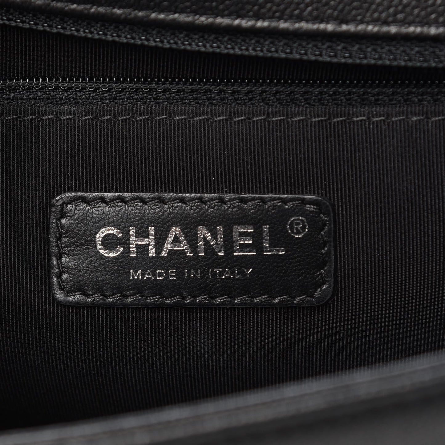Caviar Quilted New Medium Boy Flap So Black
