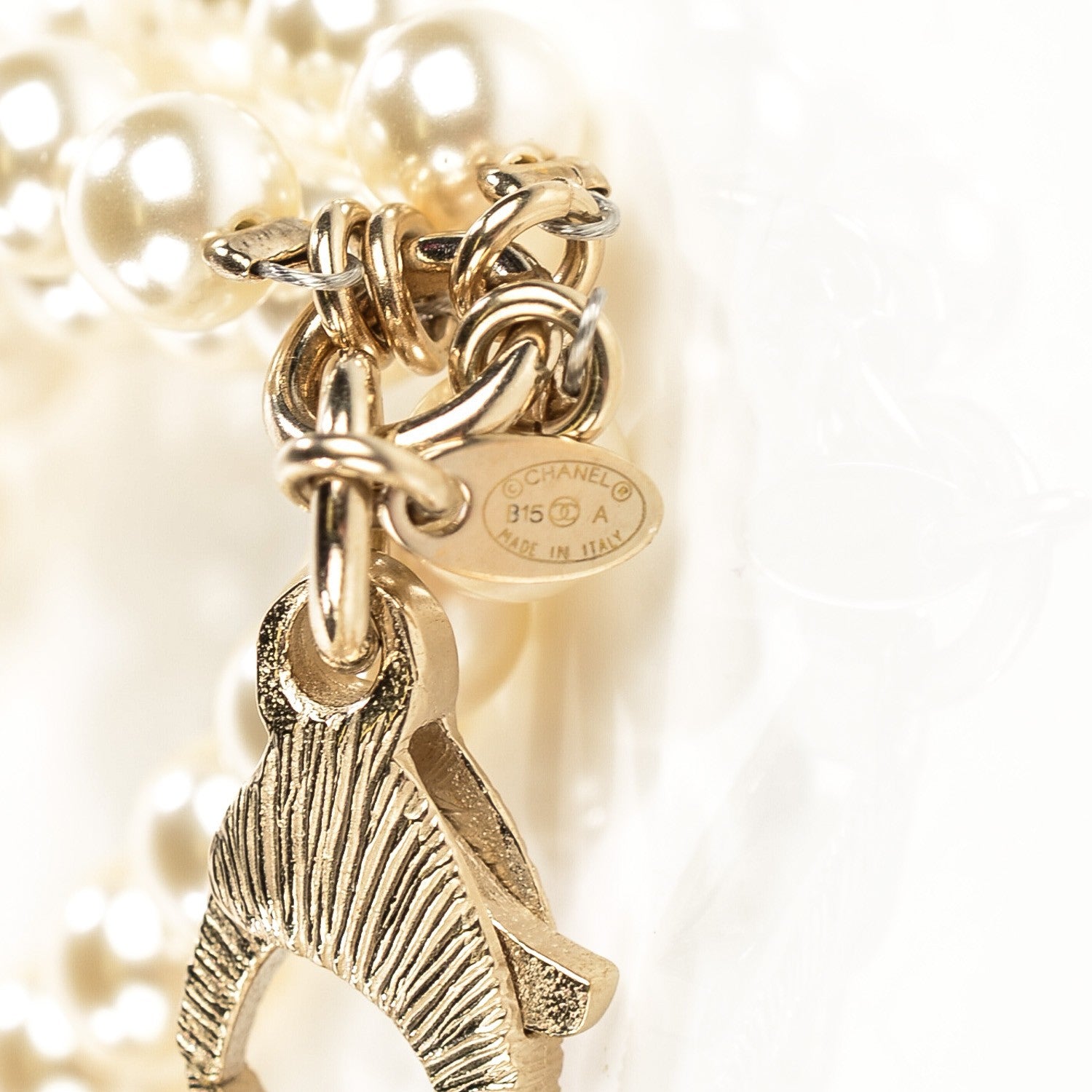 Chanel Pearl CC Long Necklace Light Gold 4 of 5