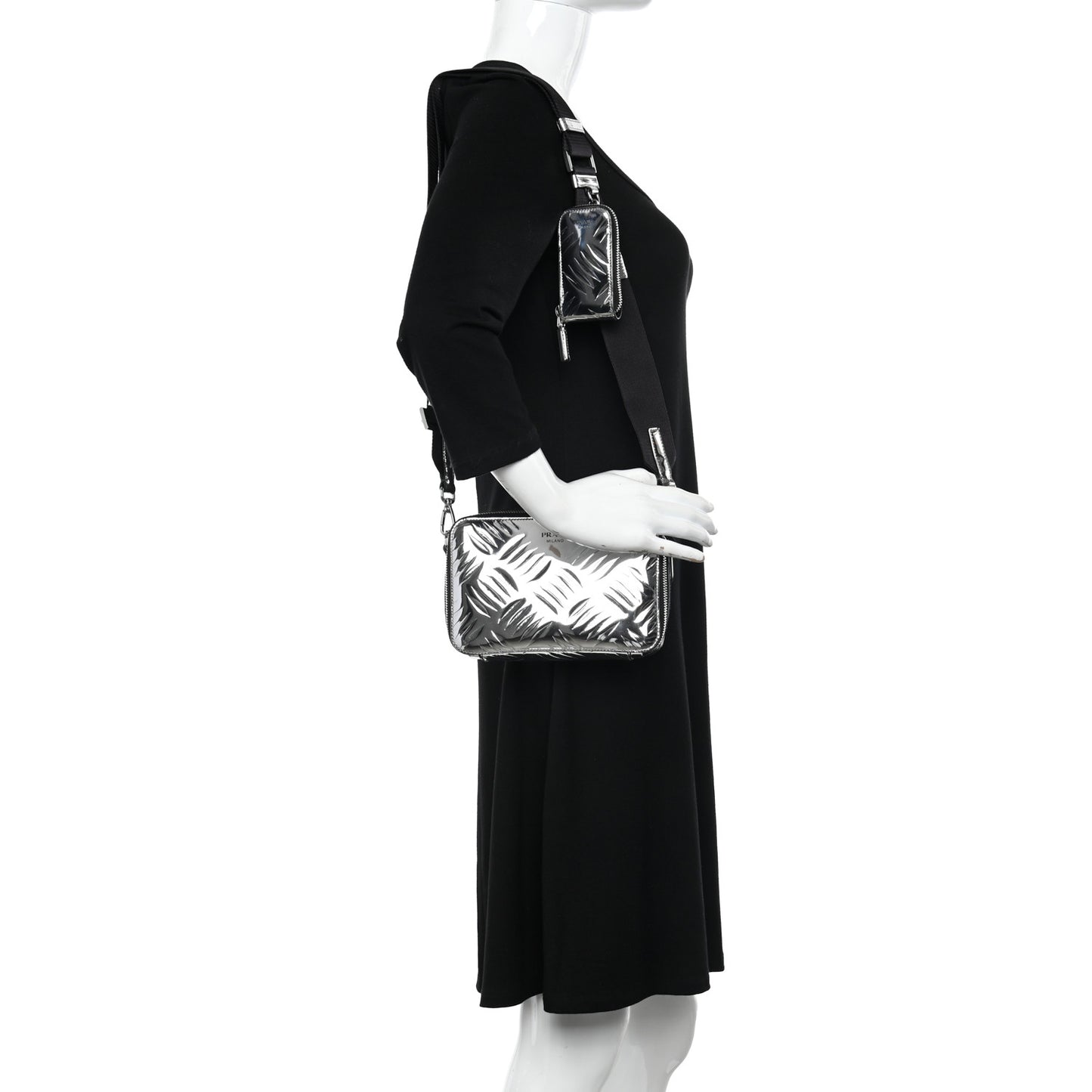 Spazzolato Embossed Small Brique Crossbody Bag Argento