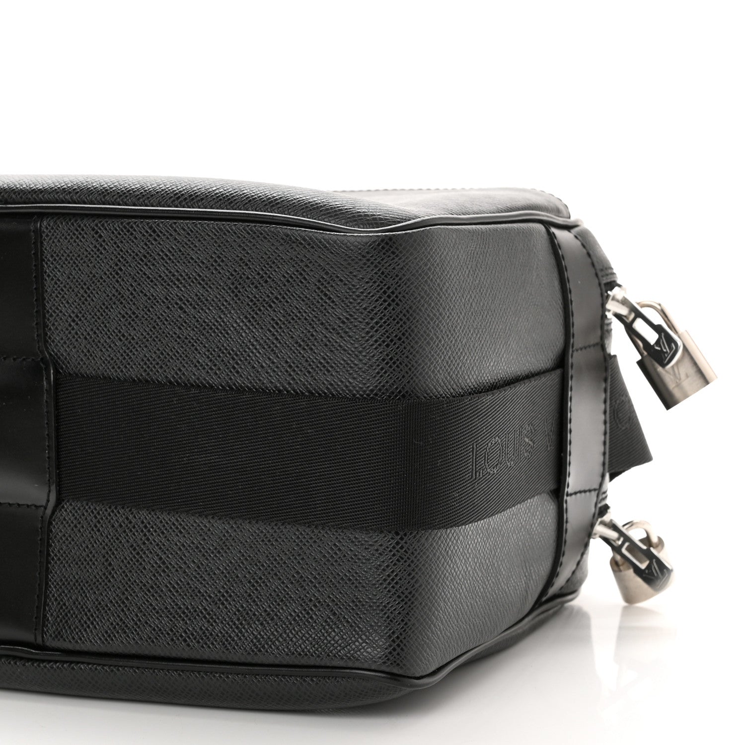 Louis Vuitton Taiga Reporter Messenger Ardoise 9 of 10