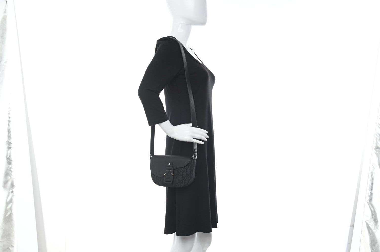 Christian Dior Grained Calfskin Oblique Saddle Pouch Black 2 of 11