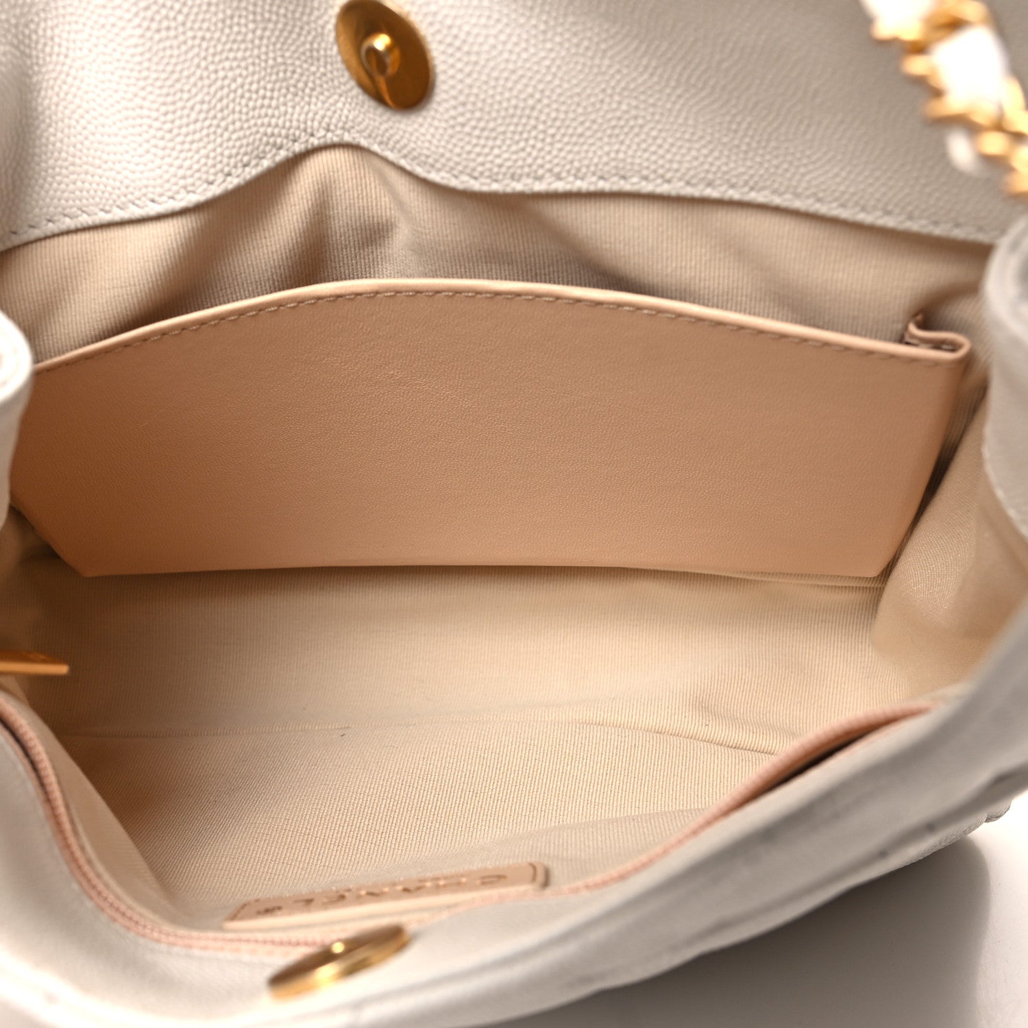 Chanel Caviar Quilted Wavy CC Hobo White 5 of 11