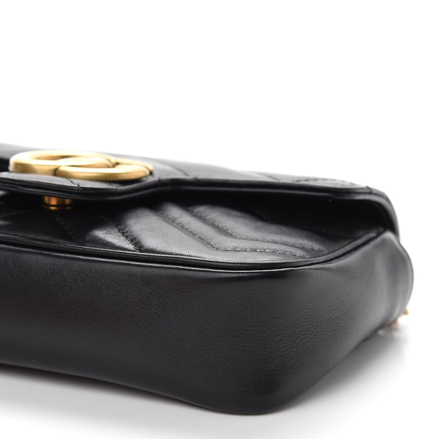 Calfskin Matelasse Super Mini GG Marmont Shoulder Bag Black