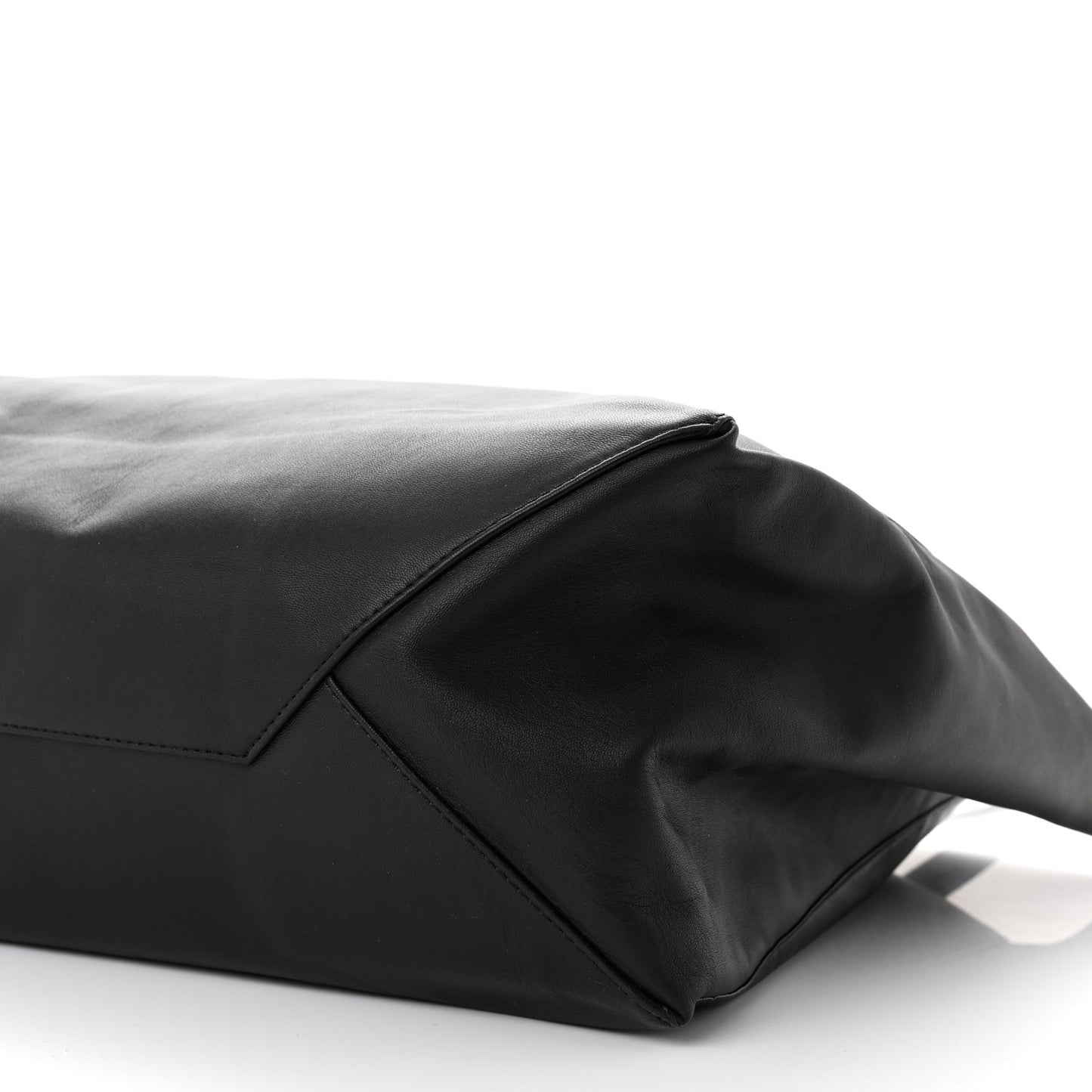 Lambskin Horizontal Cabas Black