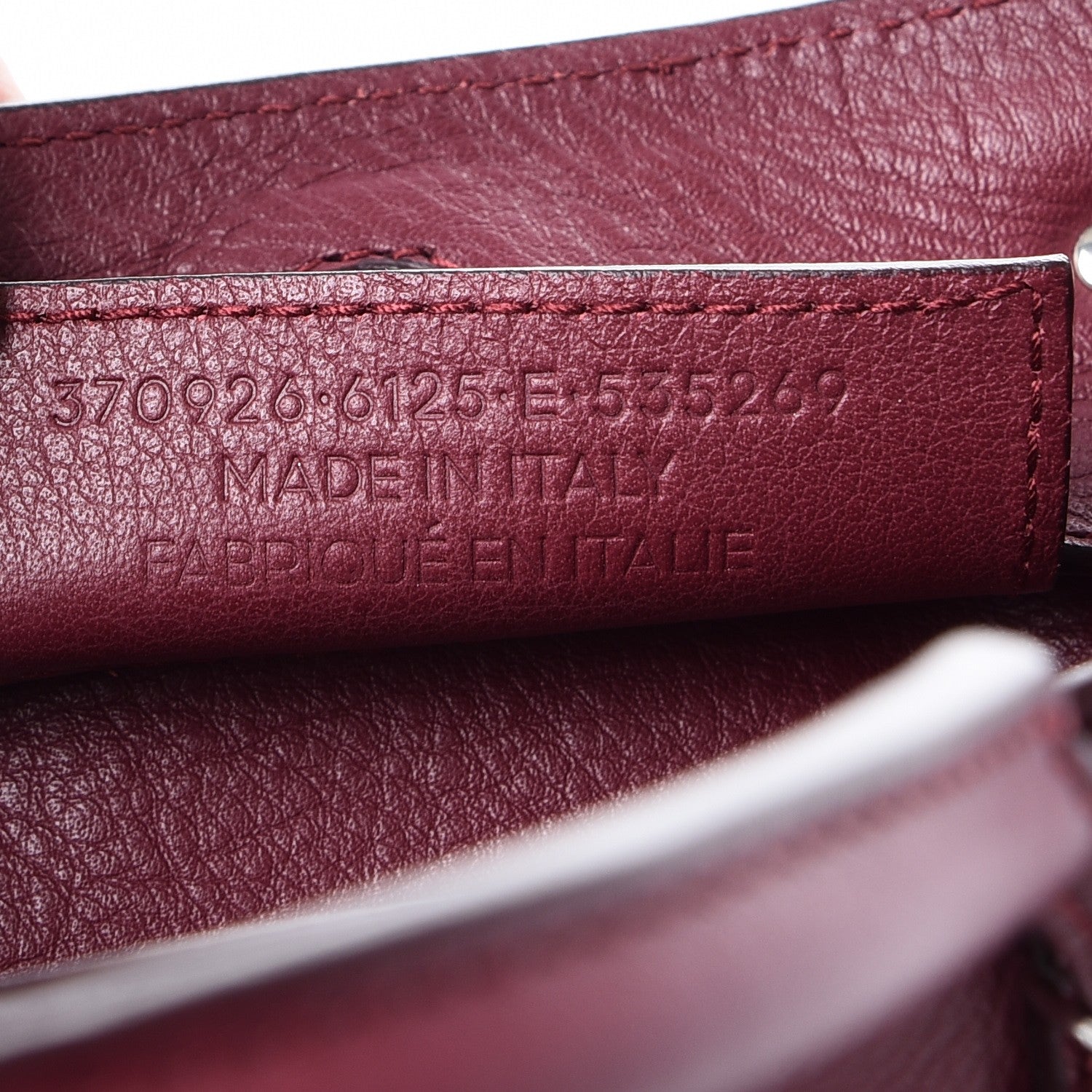 Balenciaga Veau Papier A6 Zip Around Tote Rouge Pourpre 8 of 8