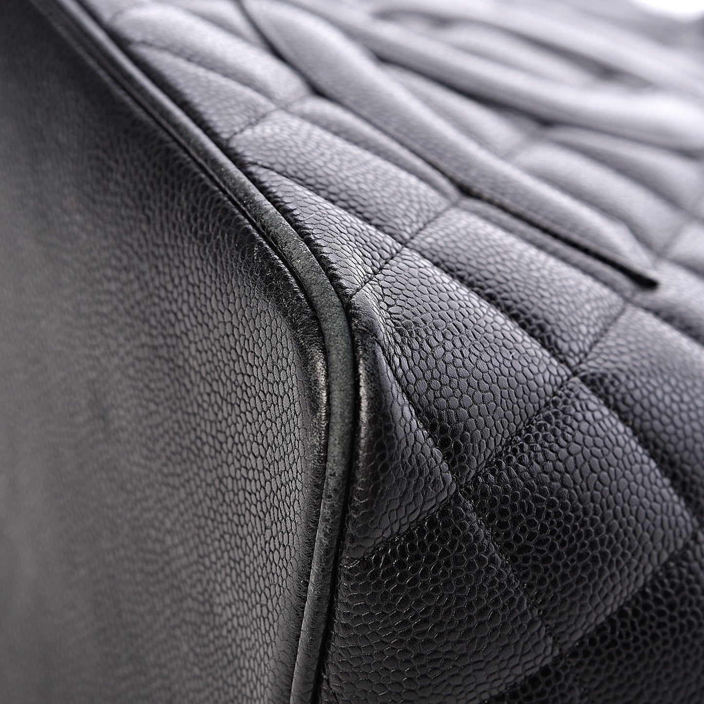 Caviar Quilted Medallion Tote Black