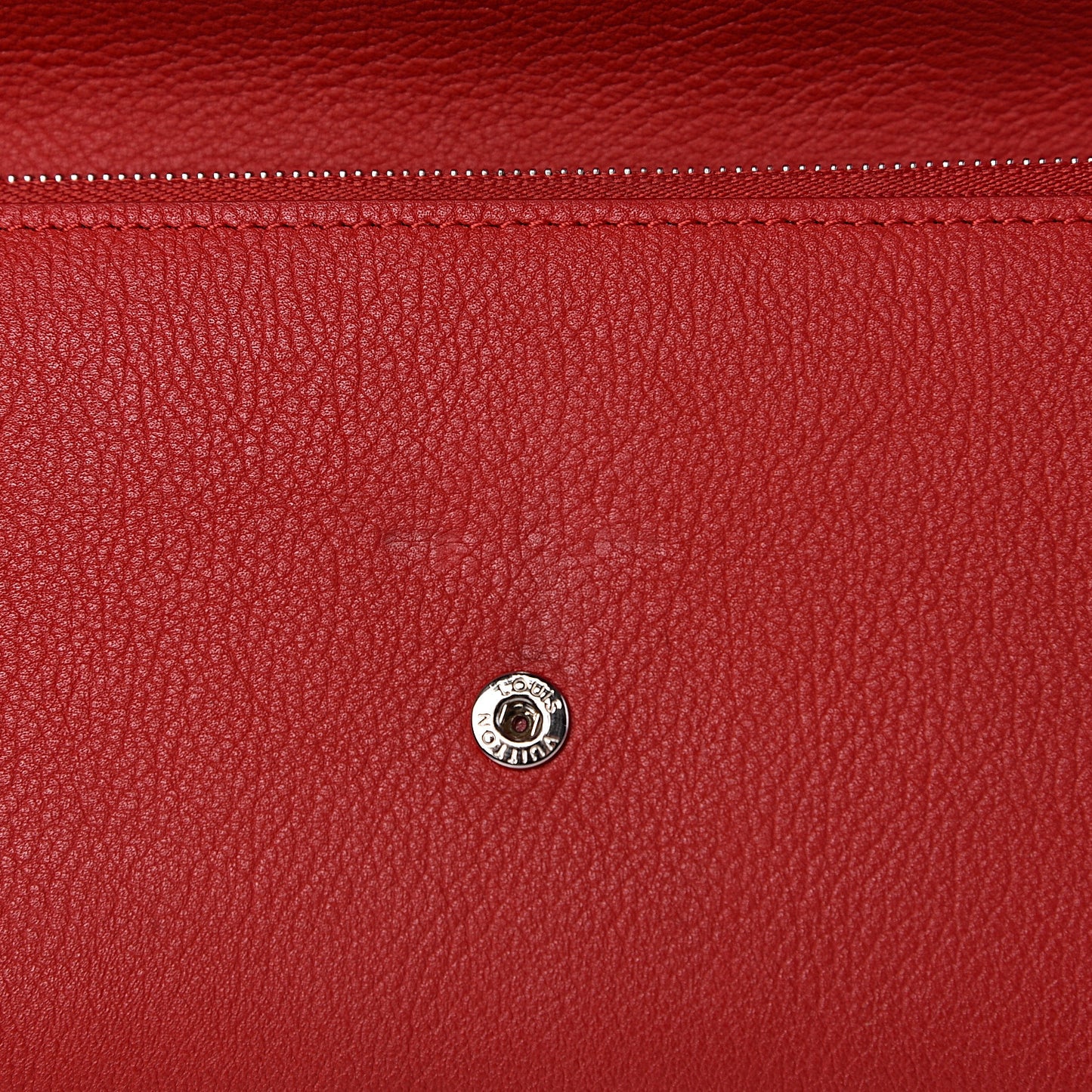 Calfskin Lockme II Wallet Rubis