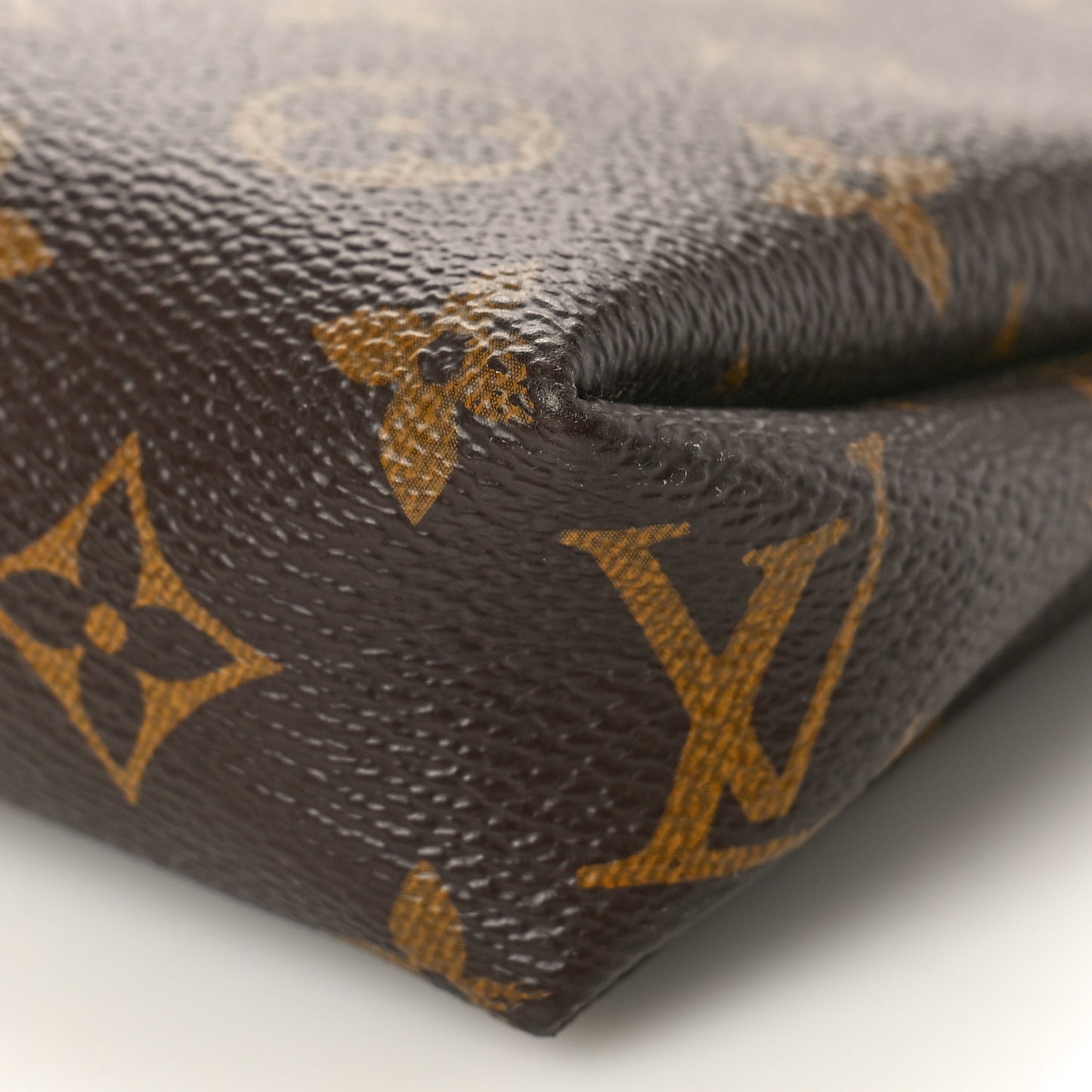 LOUIS VUITTON Monogram Pallas Clutch Rose Poudre