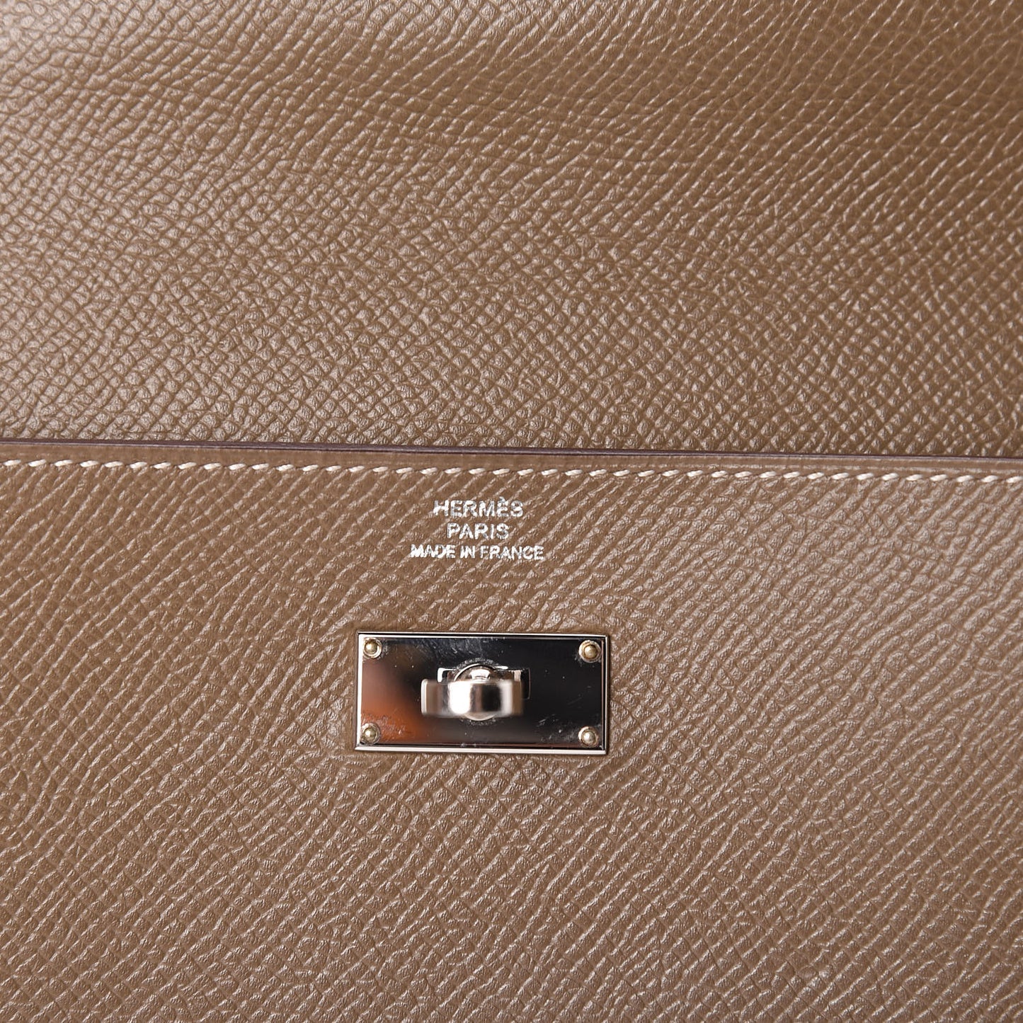 Epsom Kelly Longue Wallet Etoupe